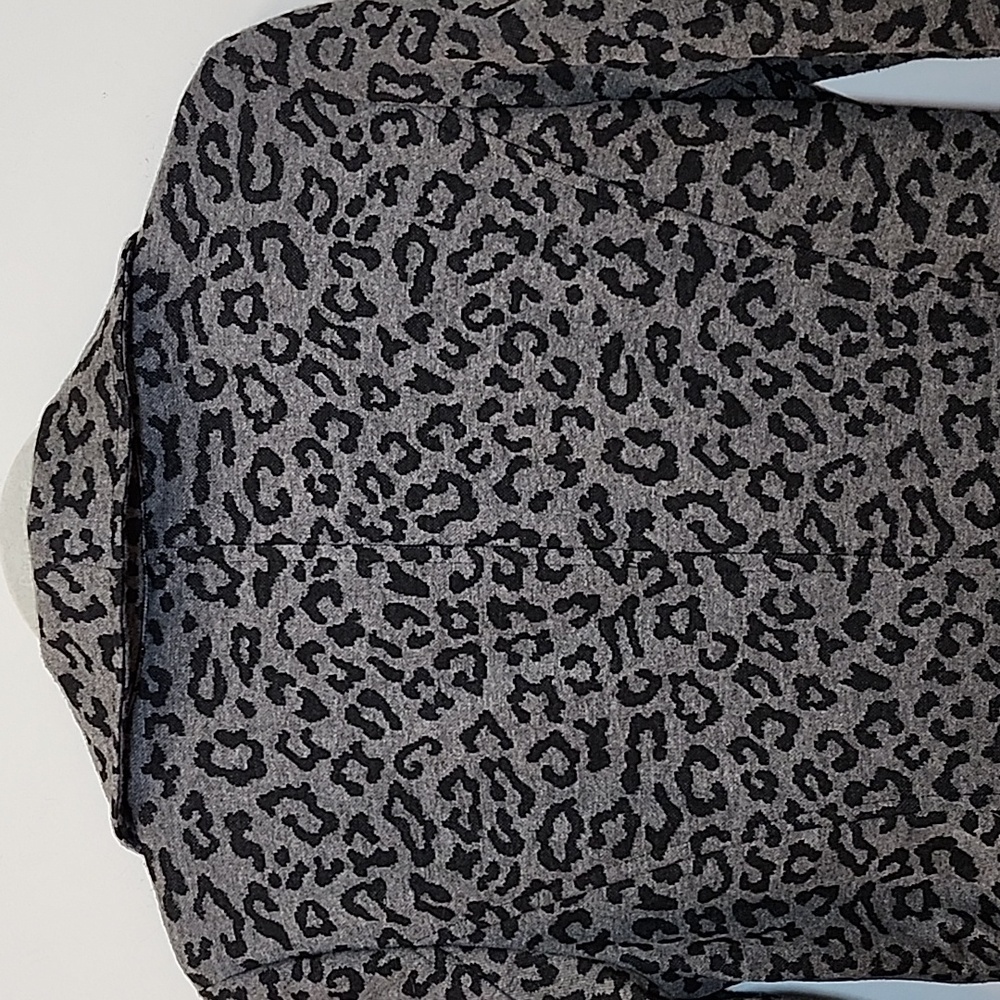 Sandro Studio Black Grey Leopard Print Ruffle Front Belted Blazer Size Small - Picture 11 of 16